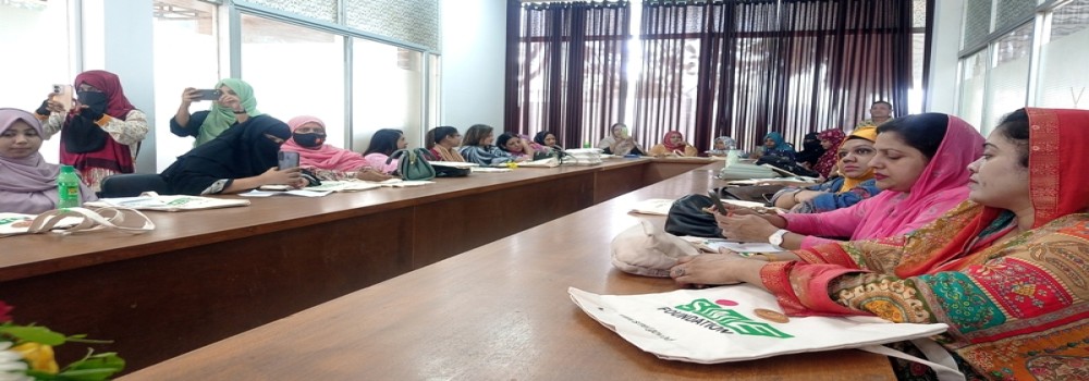 এসএমই ফাউন্ডেশন কর্তৃক ও ঝিনাইদহ চেম্বার অব কমার্স  এন্ড ইন্ডাস্ট্রি’র সহযোগিতায় ফাস্টফুড ও বেকারি পণ্য তৈরি বিষয়ক প্রশিক্ষণ অনুষ্ঠান